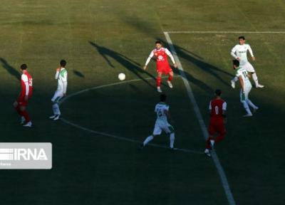 خبرنگاران تیم فوتبال آلومینیوم اراک برای لحظه لحظه بازی مقابل سپاهان برنامه دارد